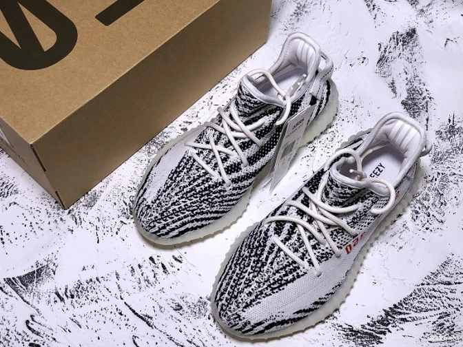 350 White Adidas V2 Boost Black CP9654 Yeezy Zebra 0801